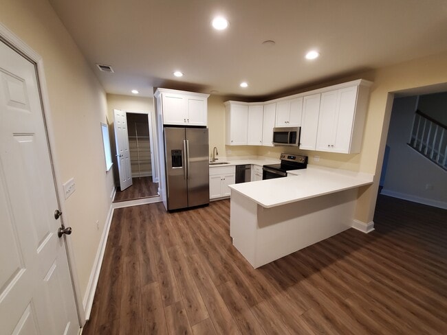 Photo - 13815 Village Mill Dr