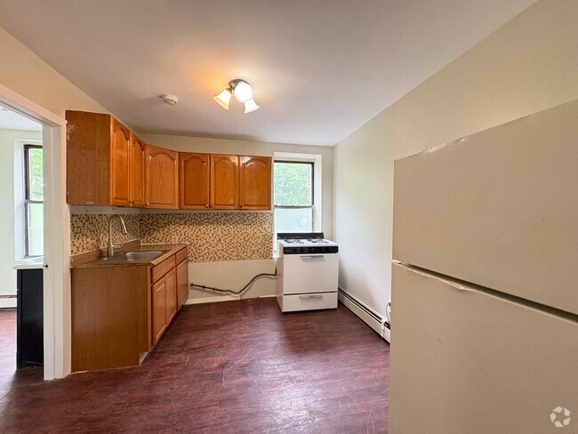 Building Photo - 36 S 12th St Unit 3 Rental