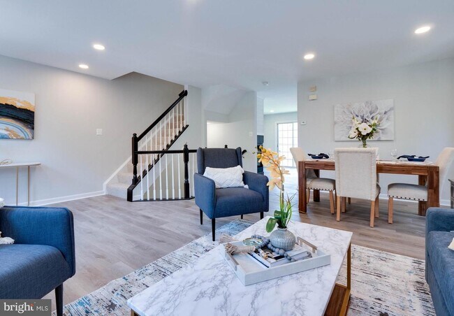 Photo - 22985 Whitehall Ter