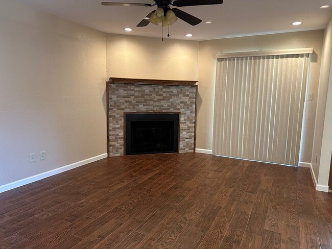 Photo - 1900 West Ln