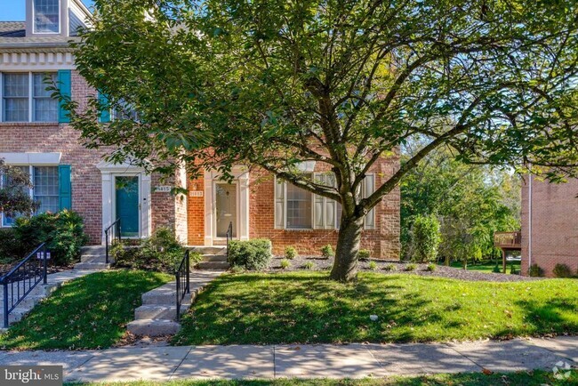 Building Photo - 11813 Sherbourne Dr Rental
