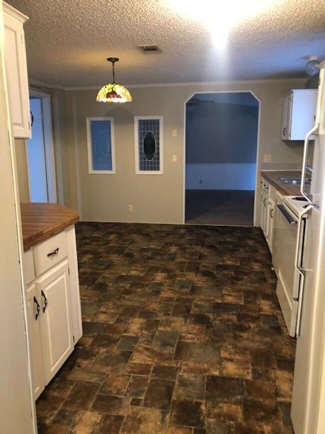 Photo - 3 Bedroom Doublewide for Rent