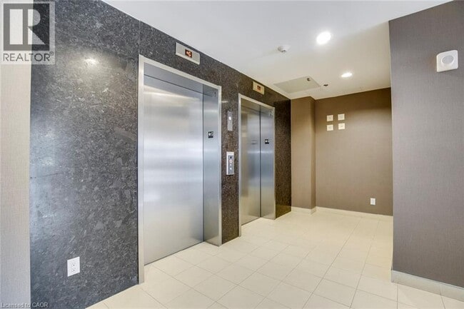 Photo - 5001 Corporate Dr Unit 501