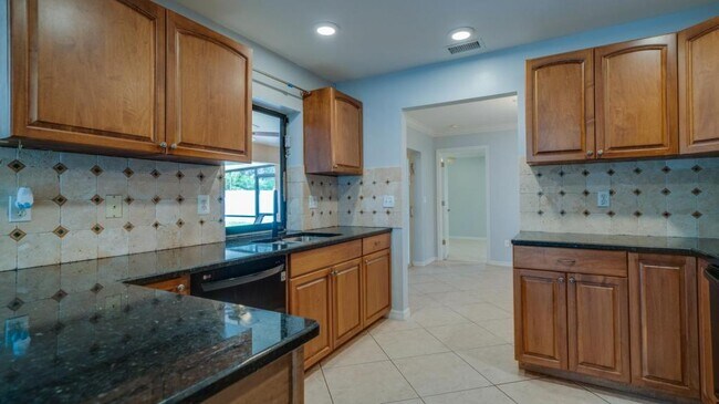 Photo - 2103 SE 8th Ave
