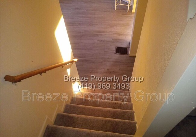 Photo - 1909 N Superior St