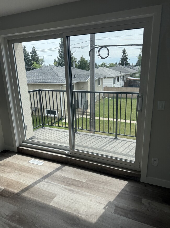 Photo - 8313-8376 76 Ave NW Unit 3
