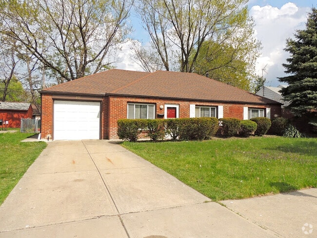Building Photo - Magnificently Renovated 3 Bed - 2 Bath Euc... Rental
