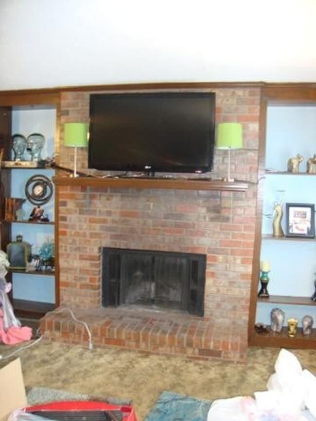 Photo - 1623 Huntington Dr