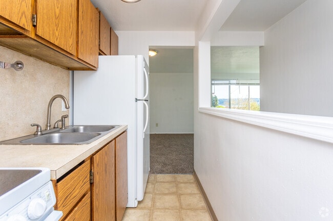 2BR, 1BA - 700SF - Kitchen - McGuern Apartments