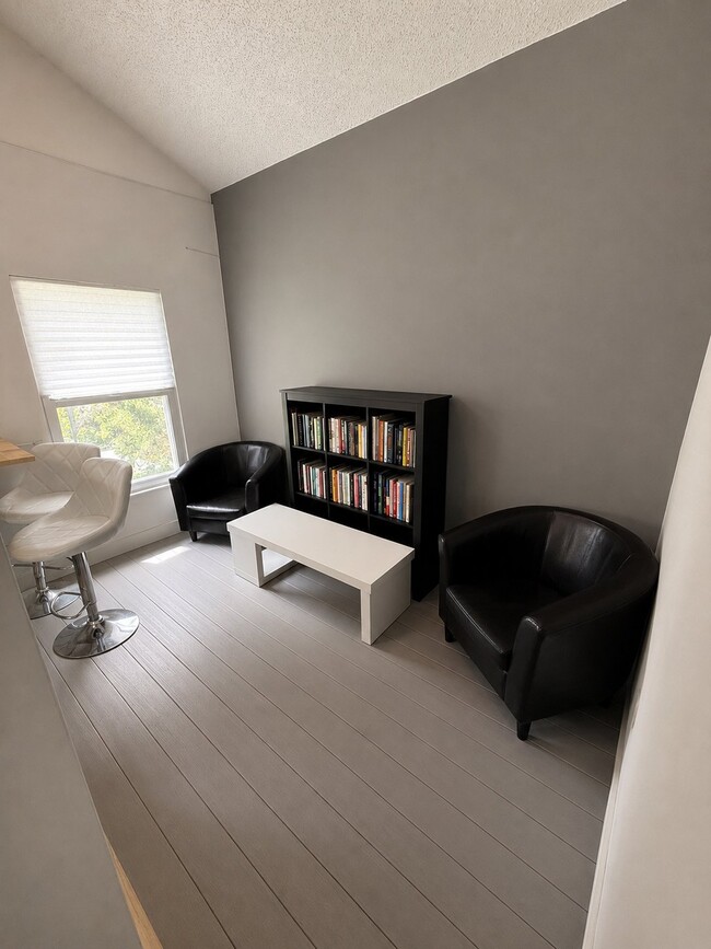 Photo - 2700 Buttonwood Ave Unidad 1