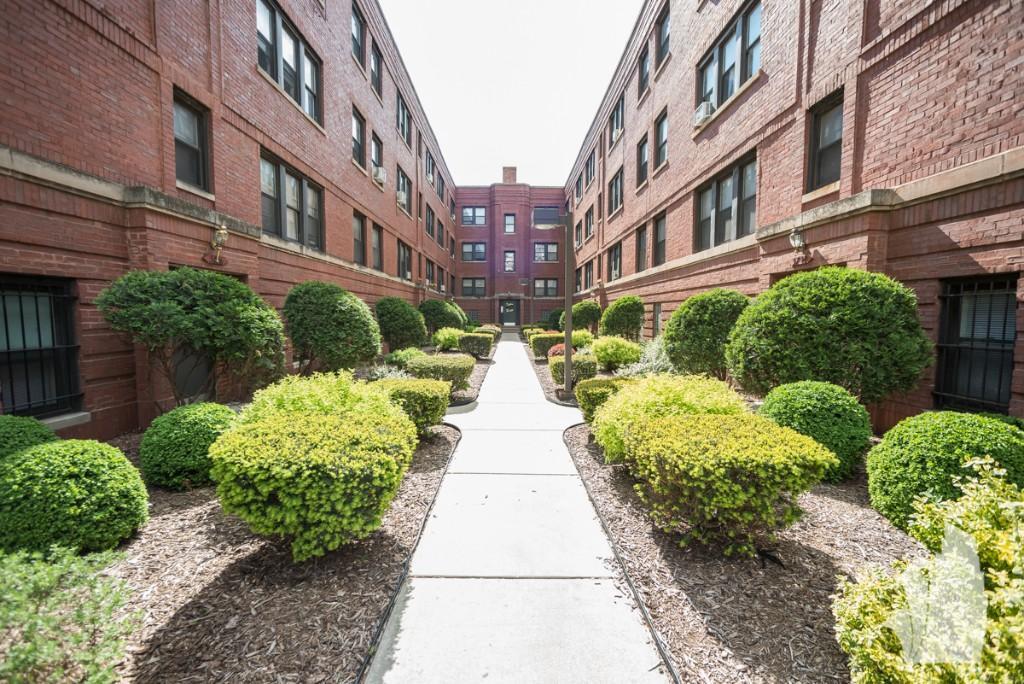 Photo - 5736 N Winthrop Ave Unidad 44-106 Rental