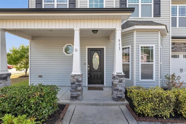 Photo - Beautiful home in a great neighborhood!