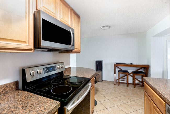 Photo - 1041 Jadewood Ave