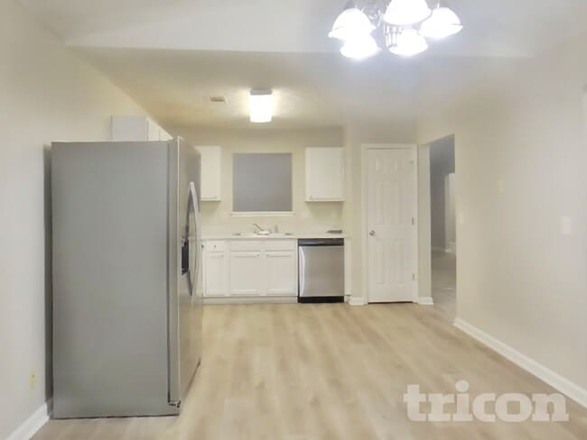 Photo - 7020 Setters Way