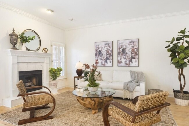 Building Photo - 305 Ansley Villa Dr NE Rental