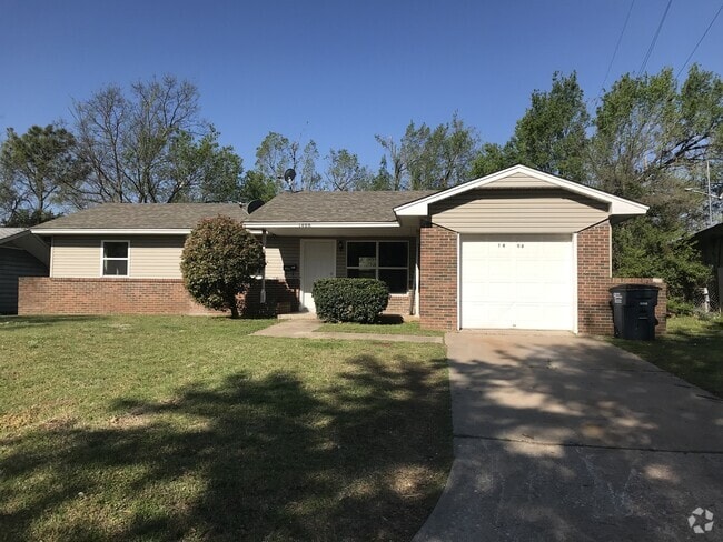 Building Photo - Newly remodeled 3 bed 1 bath home.