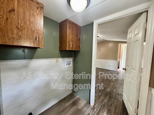 Photo - 137 SW Piston Glen