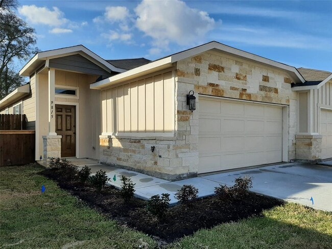 Building Photo - 9815 Grosbeak Ln Rental