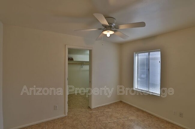 Photo - 861 S Stapley Dr