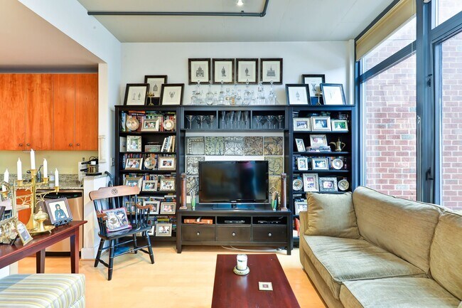 Photo - Gorgeous Light Filled 1Br Blocks to King St Metro