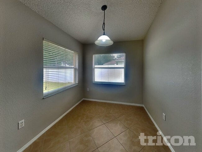 Photo - 1617 Taylor Brooke Dr