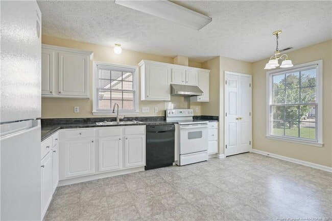 Photo - 6328 Fox Glen Dr