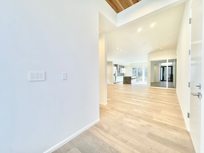 Photo - Beautiful Zen inspired modern 3 Bed + 3 Bath House + Garage + Private Yard