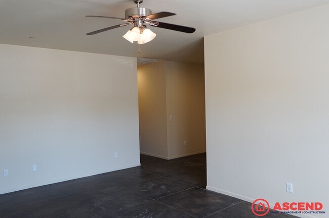 Photo - 222 Harding Ave. Unidad B