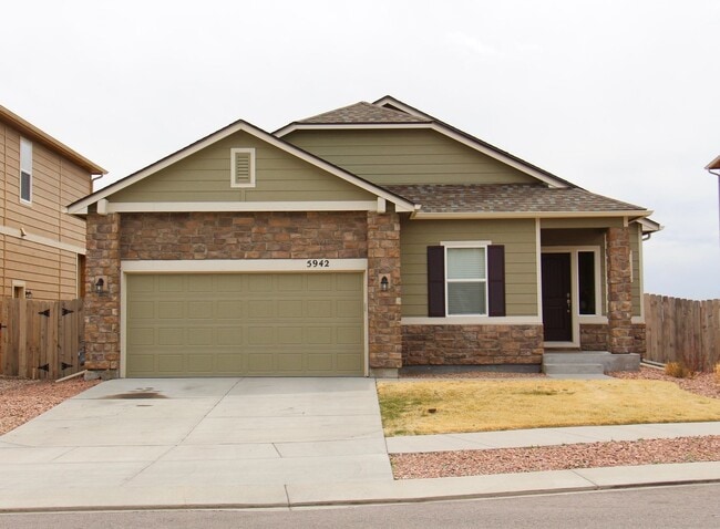 Photo - 6 Bed/3 Bath Rancher Close to to the North Side Hospitals