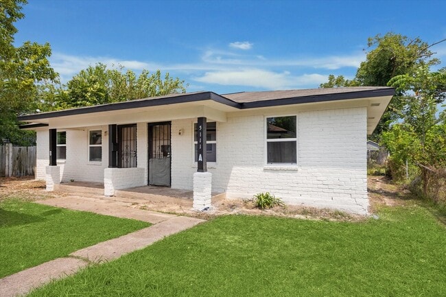 Photo - 5111 Clover St Townhome