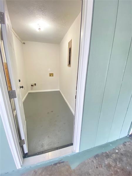 Photo - 635 Maxwell St