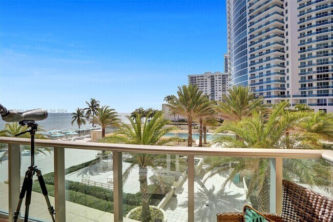 Building Photo - 2501 S Ocean Dr Unit 314 Rental