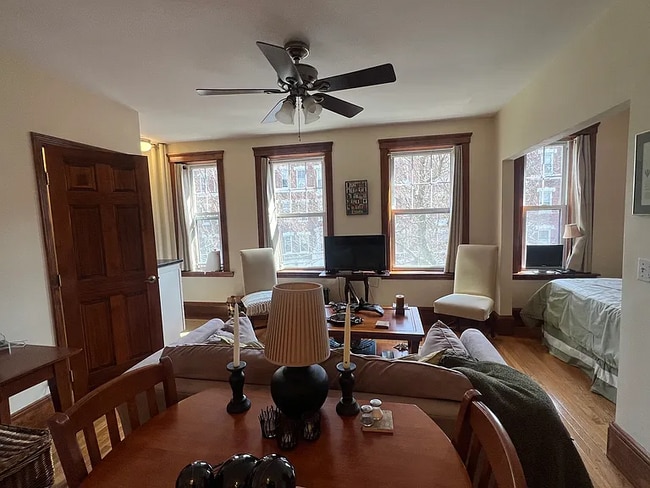 Photo - 31 Queensberry St Unit 12