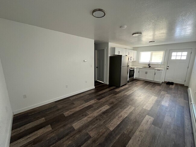 Photo - 1994 Badger Rd Unidad 2