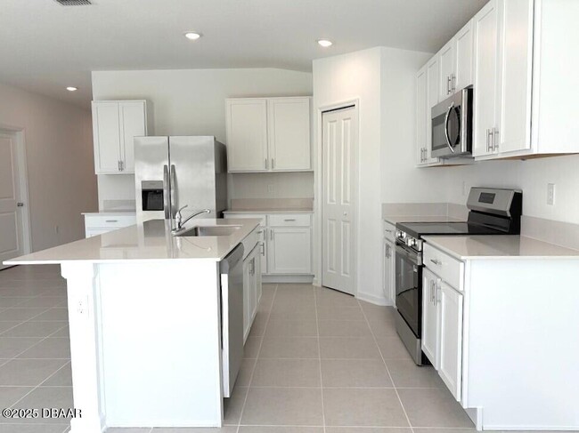 Photo - 2324 Green Valley St