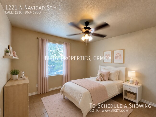 1221 N Navidad St Unidad 1