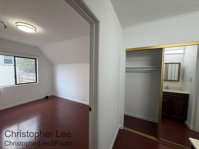 Photo - 512 Judah St Unit 1A