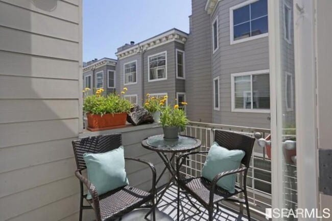 Photo - 18 Jennifer Pl