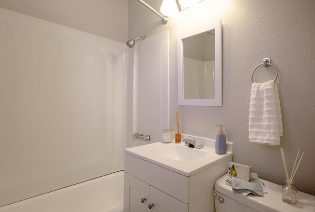 Encanto Lofts Apartments