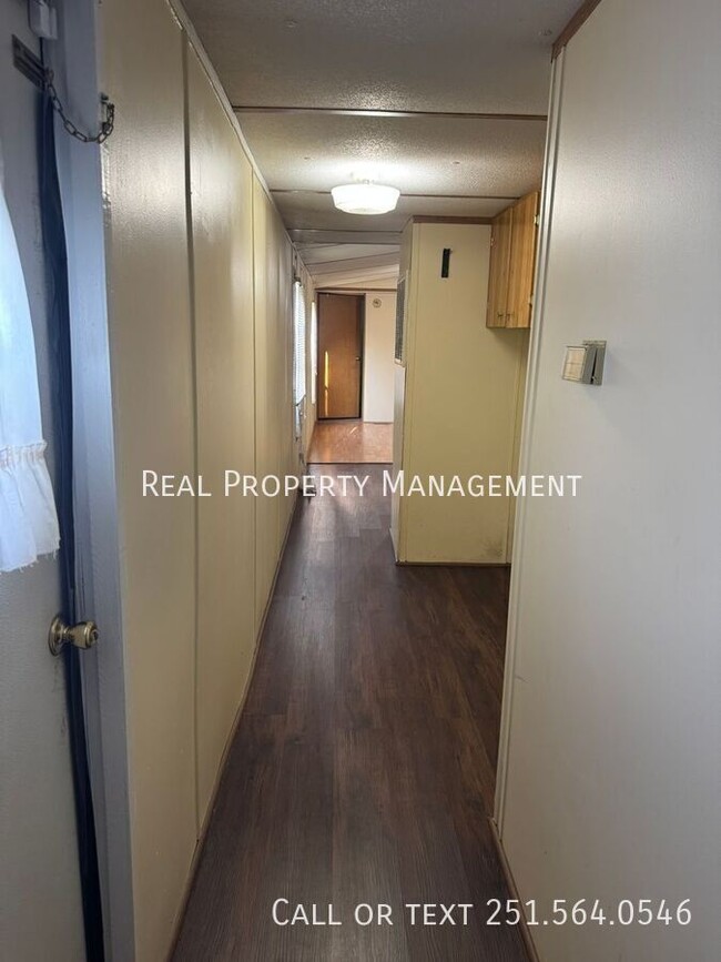 Photo - 3101 Western Hills Dr W