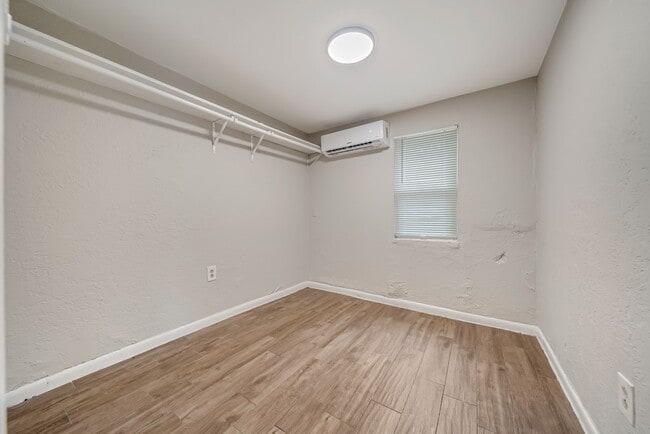 217 Johnson St Unit 1