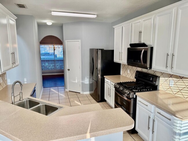 Building Photo - 6537 Canyon Mist Ln