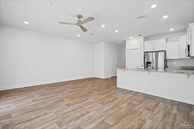 Photo - 1419 Iroquois Ct