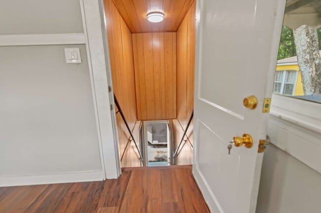Photo - 3530 Admiral Dr
