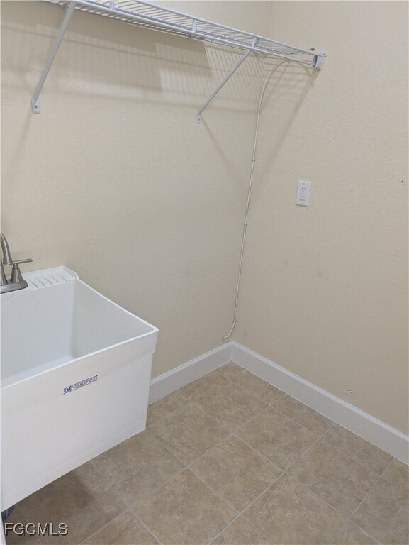 Building Photo - 1034 Chauncey Ave Rental