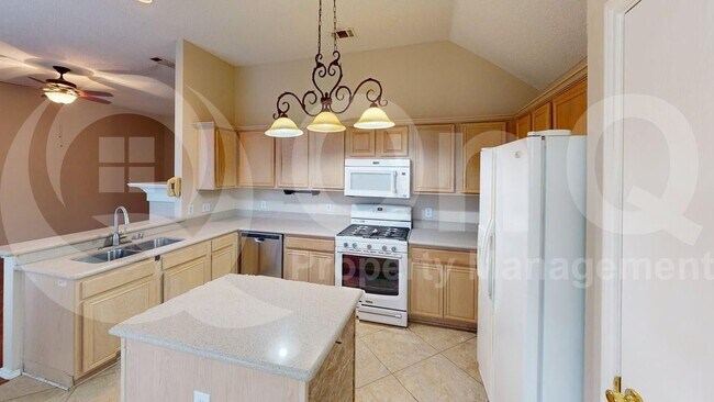 Photo - 1003 Blackwell Dr