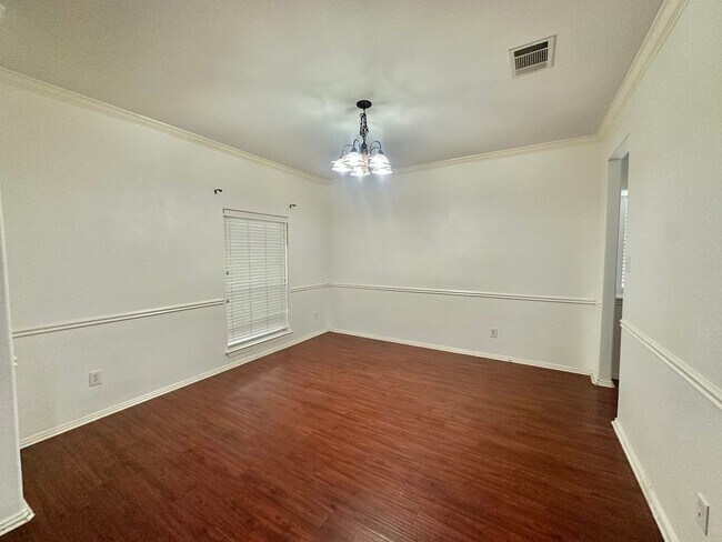 Photo - 4 BED 2.5 BATH IN PFLUGERVILLE TX!!! New Management