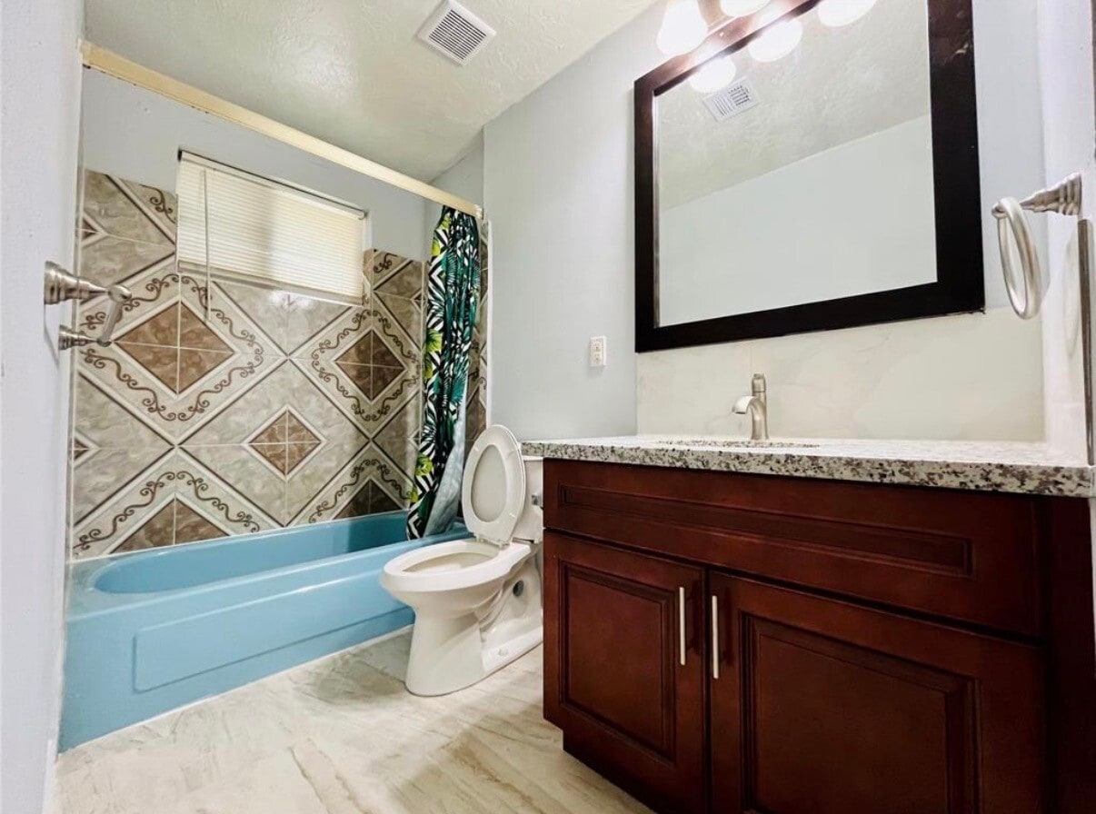Photo - 7303 Shiner Ln