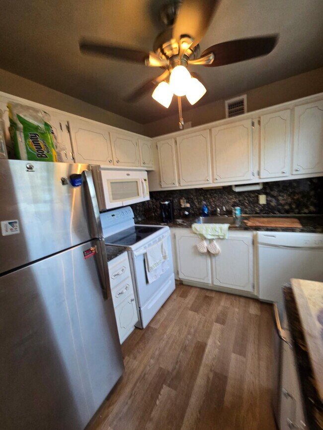 Photo - 357 Markham P Unit 357