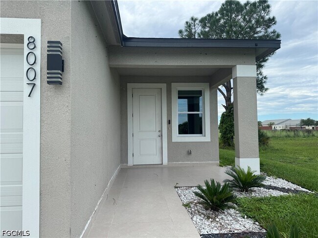 8007 Mill Ct